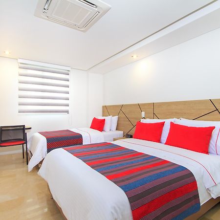 Obo Hotel Меделин Екстериор снимка
