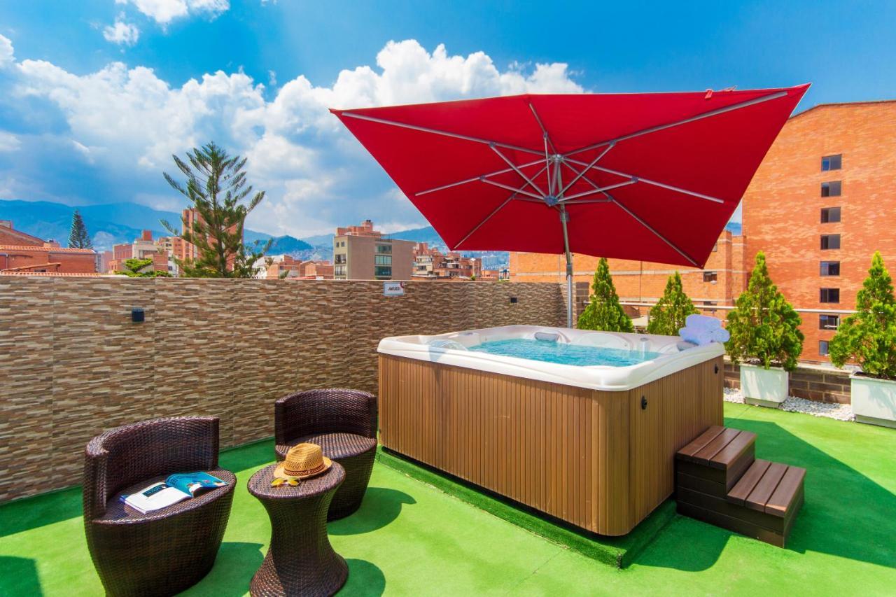 Obo Hotel Меделин Екстериор снимка