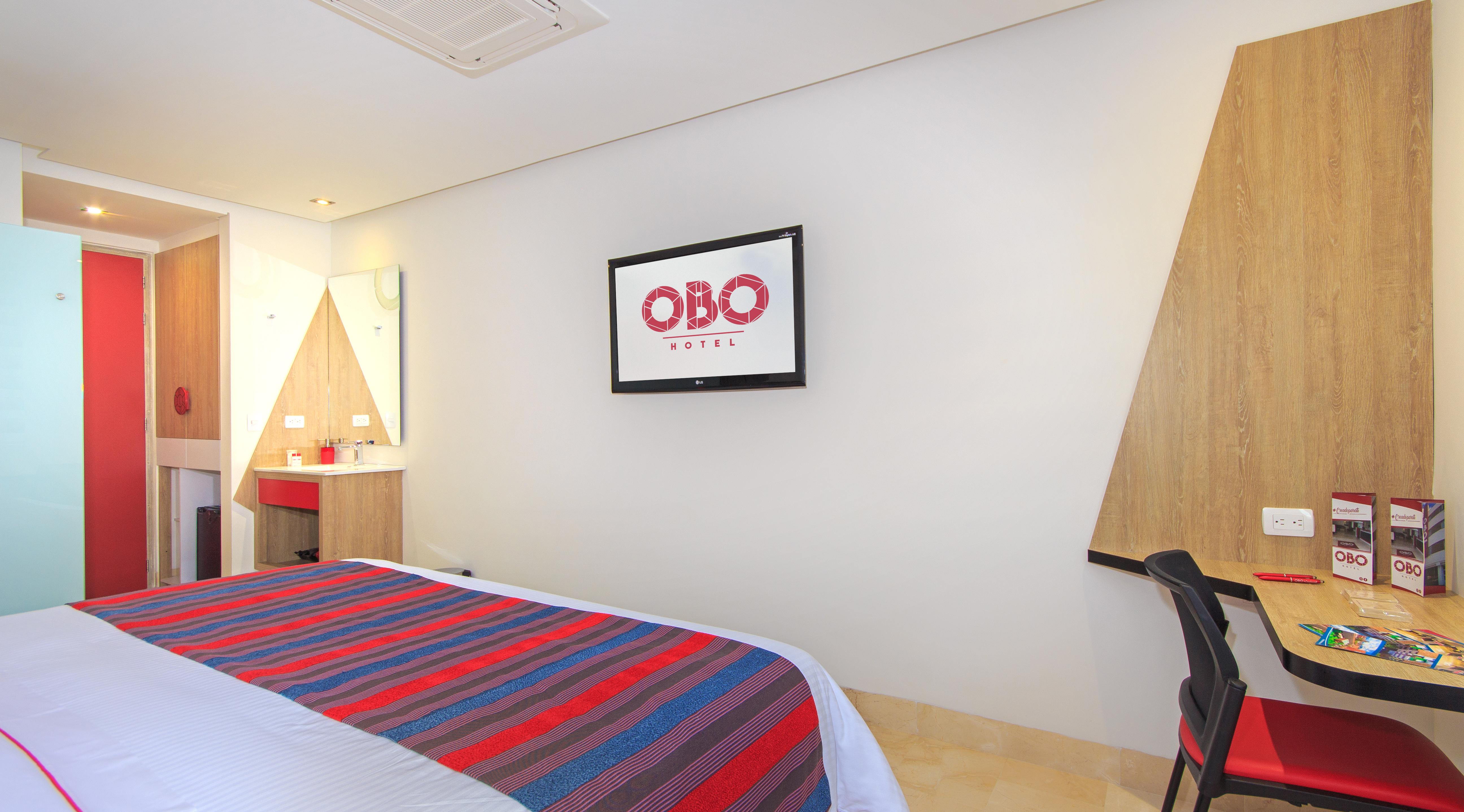 Obo Hotel Меделин Екстериор снимка